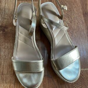 Kelly & Katie Metallic Gold Wedges 10